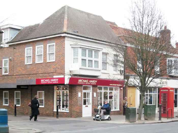 estate agent on corner